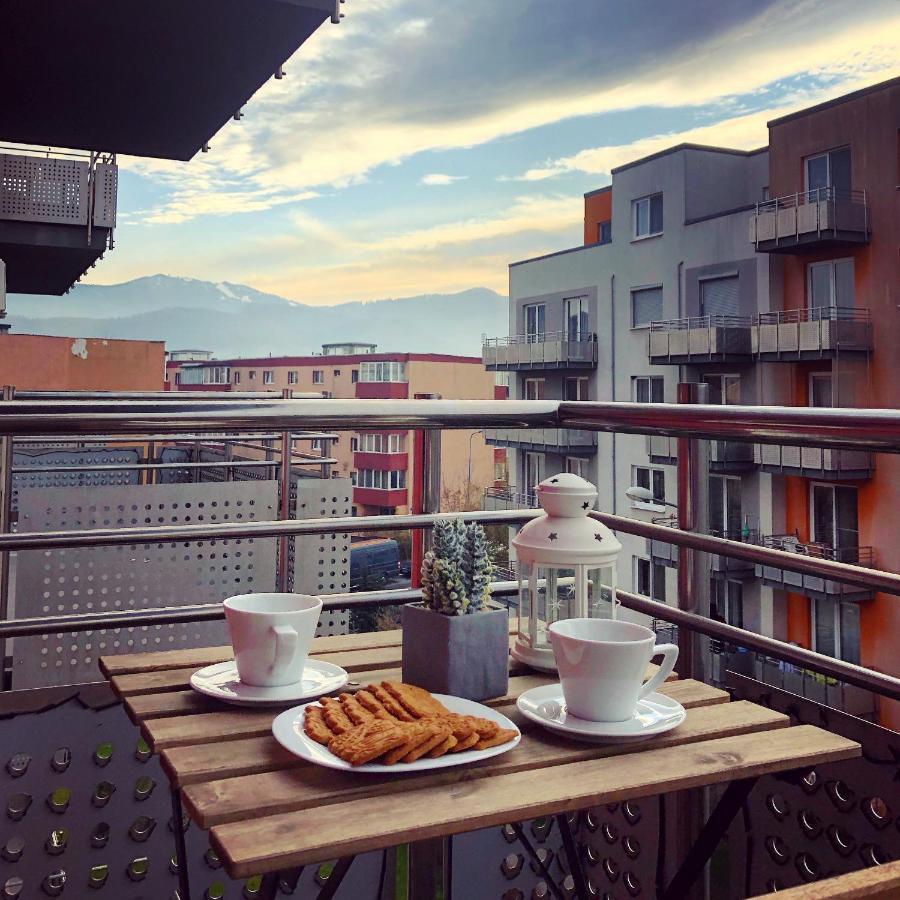 Modern Studio2 Apartment Brasov Bagian luar foto