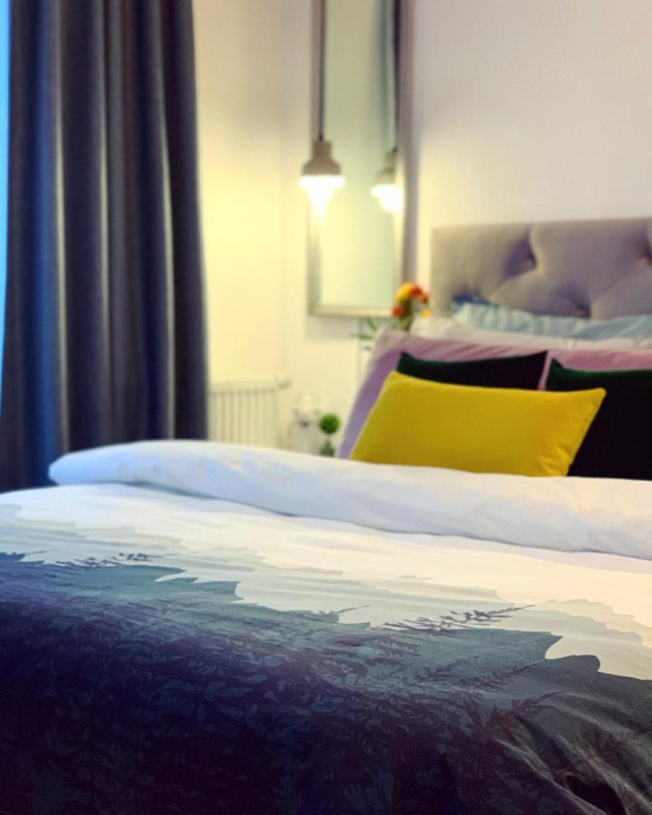 Modern Studio2 Apartment Brasov Bagian luar foto